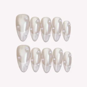 laluna ersanailspressonnails 0